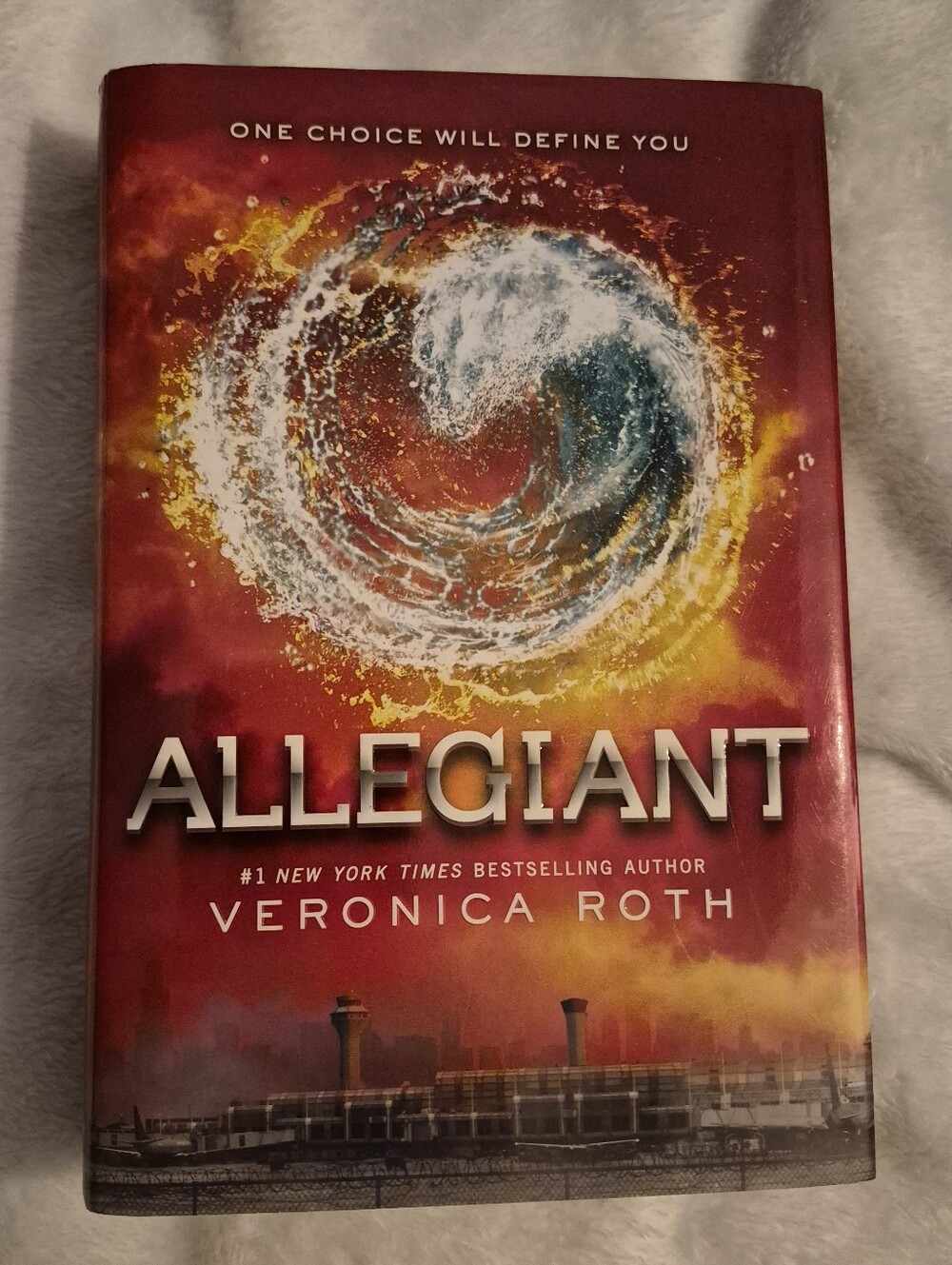 Allegiant Hardcover Book - By Veronica Roth